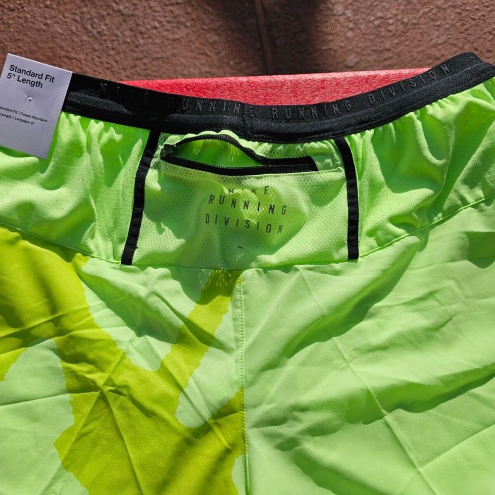 NEW short Nike RUNNING SIZE L - Picture 6 of 9